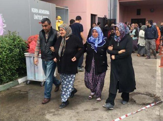 Fabrika'da Gaz Sızıntısı: 3 Ölü, 12 Yaralı (2)- Yeniden