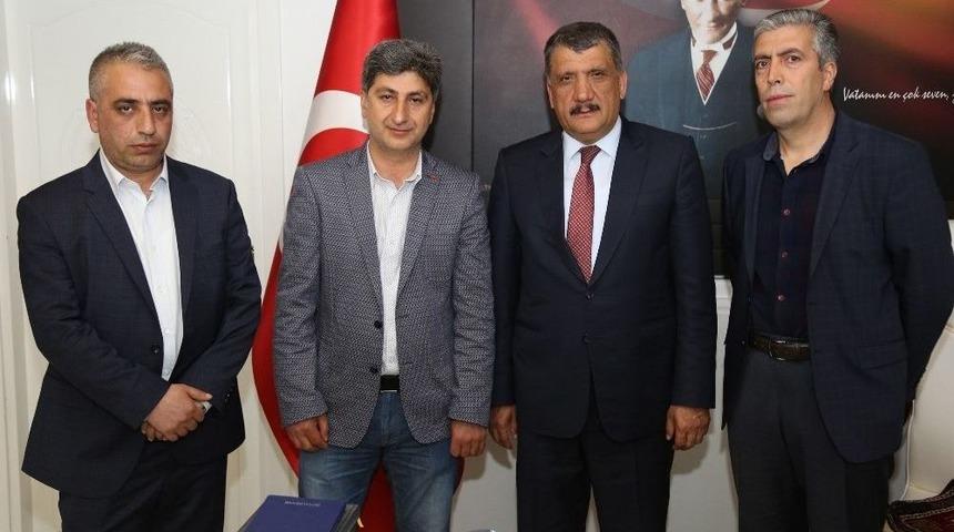 Evkur Yeni Malatyaspor&rsquo;a 200 Bin Tl Destek