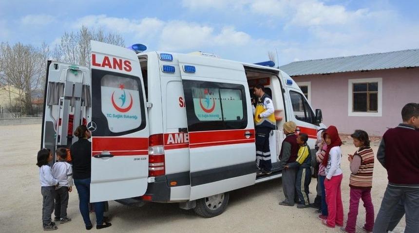 Korkuteli&rsquo;de Minik 112&rsquo;ler &rsquo;yaşama Yol Ver&rsquo; Dedi