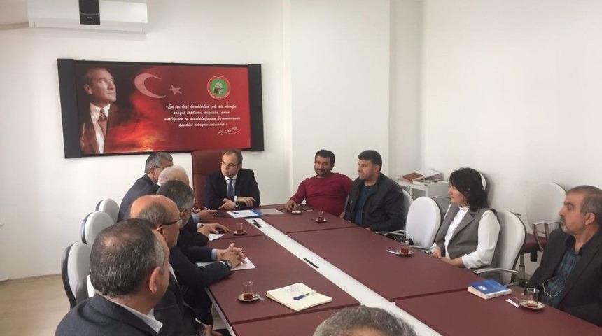 Turhal İnsan Hakları Komisyonu Suriye&rsquo;yi Kınadı