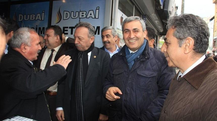 Chp Heyeti Hakkarili Esnafları Ziyaret Etti