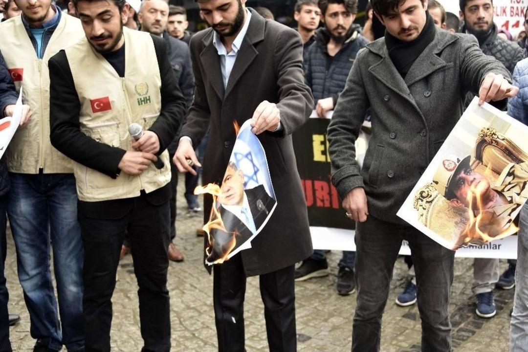 İdlib&rsquo;teki Kimyasal Saldırı G&uuml;m&uuml;şhane&rsquo;de Kınandı