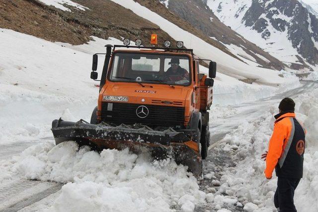 Ovit Geçidi 4 Ay Sonra Yeniden Ulaşıma Açıldı