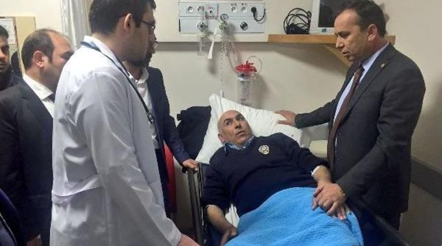 Cumhurbaşkanı Başdanışmanı Top&ccedil;u'nun Konvoyunda Kaza : 2 Polis Yaralı