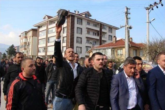 Ülkücülerden Akşener'e Etekli Protesto