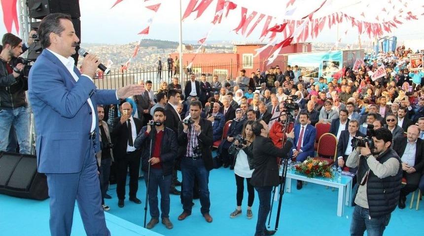 Bakan &Ccedil;elik 15 Temmuz Gen&ccedil;lik Merkezinin A&ccedil;ılışını Yaptı