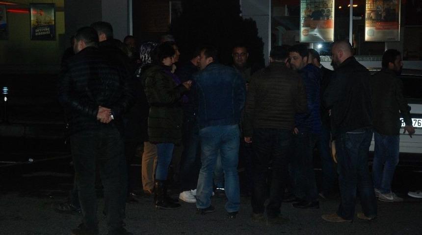 Beykoz&rsquo;da Hayır Pankartı Asan Chp&rsquo;lilere Kuru Sıkı Tabanca İle Ateş A&ccedil;ıldı