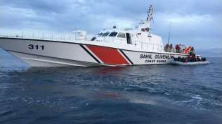 Kuşadası K&ouml;rfezi&rsquo;nde 44 Ka&ccedil;ak G&ouml;&ccedil;men Yakalandı