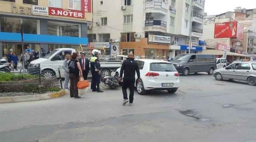 Kuşadası&rsquo;nda Trafik Kazası, 1 Yaralı