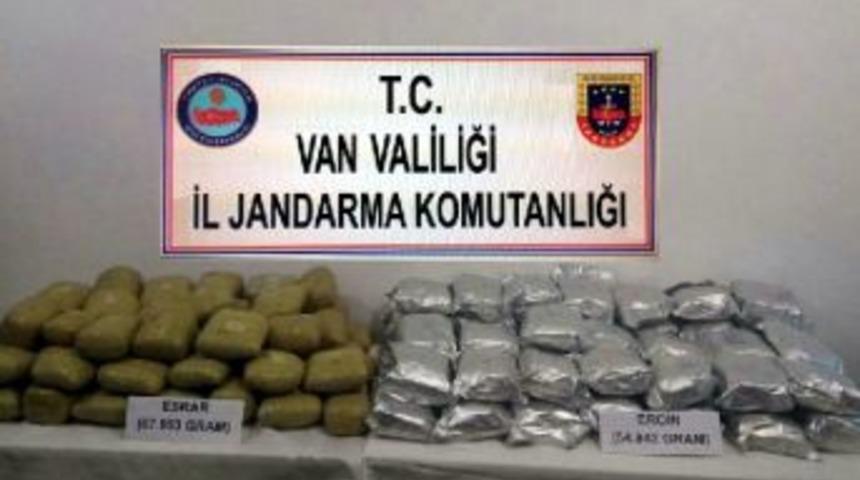 Van'da Toprağa G&ouml;m&uuml;l&uuml; 122 Kilo Uyuşturucu Bulundu