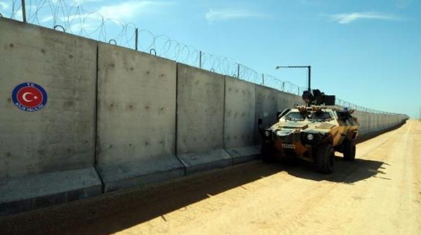 Mehmet&ccedil;ik, 't&uuml;rk Seddi'nde Kuş U&ccedil;urtmuyor