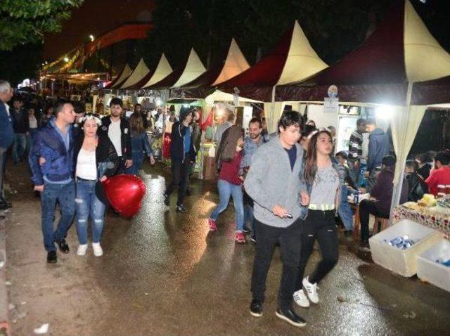 Adana'da Karnaval Coşkusu