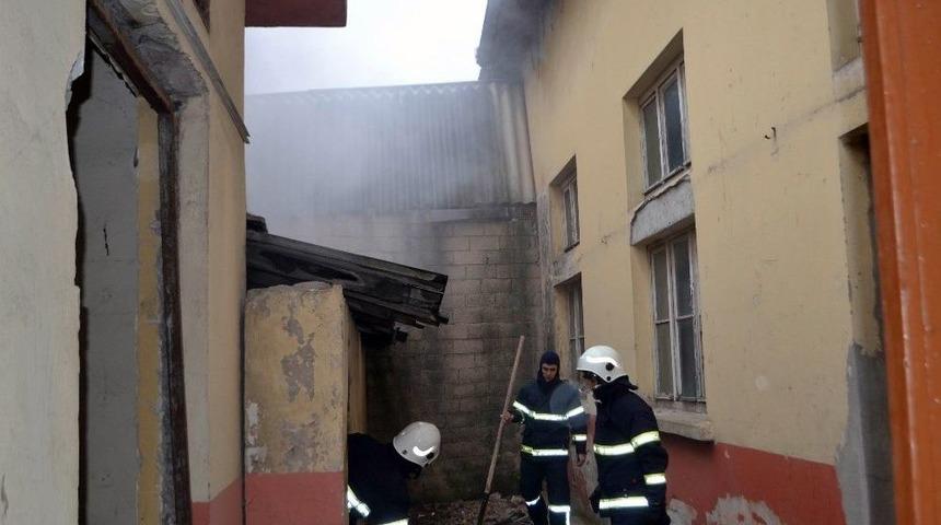 Kullanılmayan Depoda Yangın