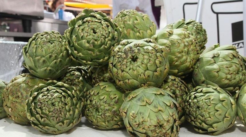 D&uuml;nyaca &Uuml;nl&uuml; Şefler Enginar İ&ccedil;in Geliyor