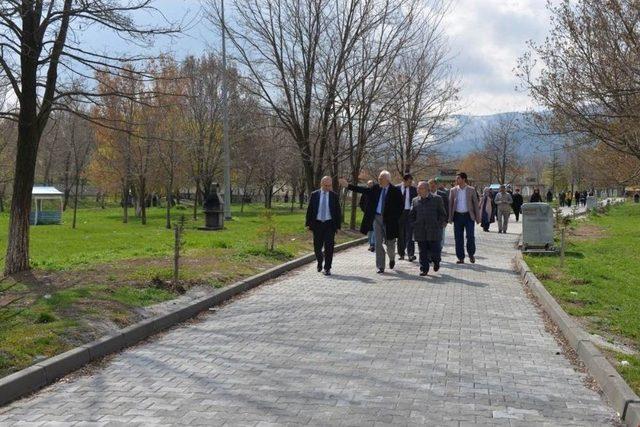 Başkan Kamil Sara&ccedil;oğlu: Yoncalı&rsquo;daki Tarihi Yapı Tekrar Hamam Olabilir 1