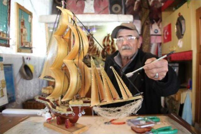 Alzheimer a Karşı El Işi Yapıp Gelir De Elde Ediyorlar 1