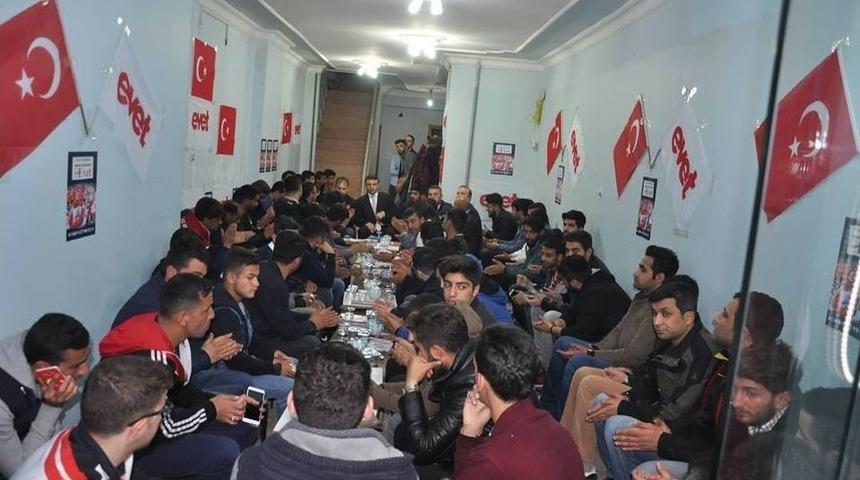 Ak Parti&rsquo;den Referandum &Ccedil;alışmaları
