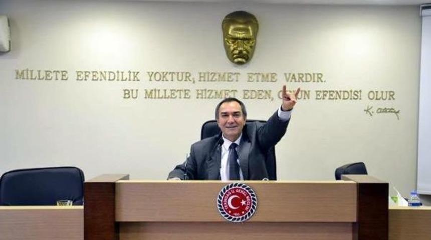 Mhp'li Koltuk, Partisi Ve Belediye Meclis &Uuml;yeliğinden Istifa Etti