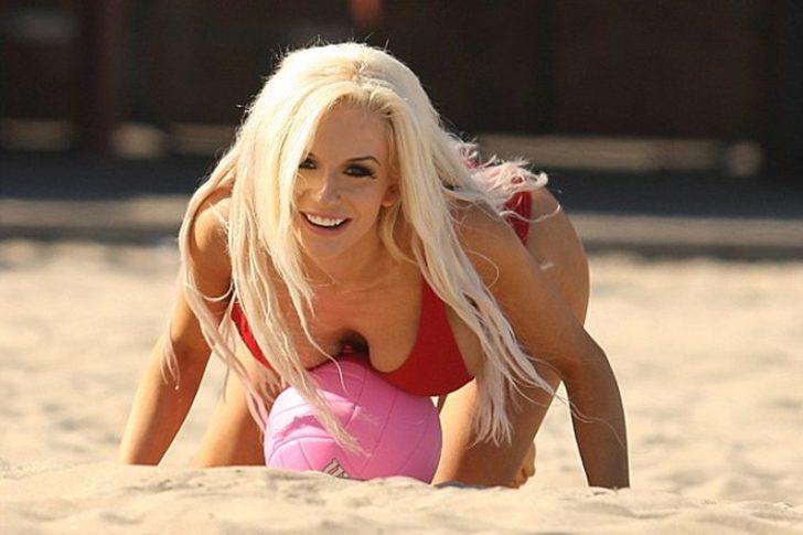 17'lik sevgiliyle cesur pozlar G4