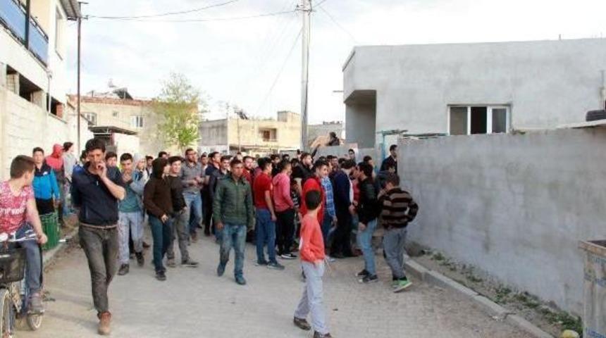 Torbalı'da Halk Ayaklandı; 500 Suriyeli Mahalleyi Terk Etti