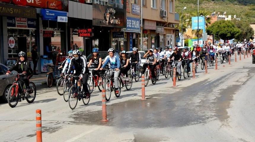 S&ouml;ke&rsquo;de K&uuml;resel Isınmaya Karşı Pedal &Ccedil;evirdiler