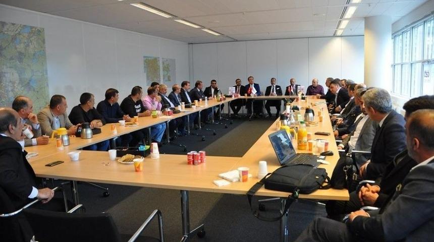 Hollanda&rsquo;da Gurbet&ccedil;i İş Adamlarına Yatırım Fırsatları Anlatıldı