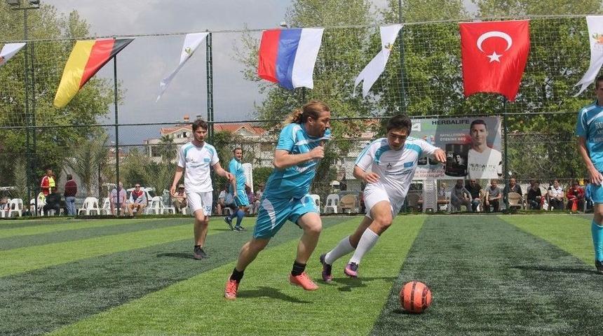 Kemer&rsquo;de Dostluk Turnuvası