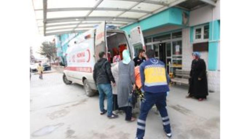 Beyşehir&rsquo;de Balkondan D&uuml;şen Kadın Yaralandı