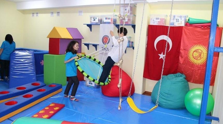 Tika&rsquo;dan Kırgızistan&rsquo;daki Otizmli &Ccedil;ocuklara Terapi Desteği
