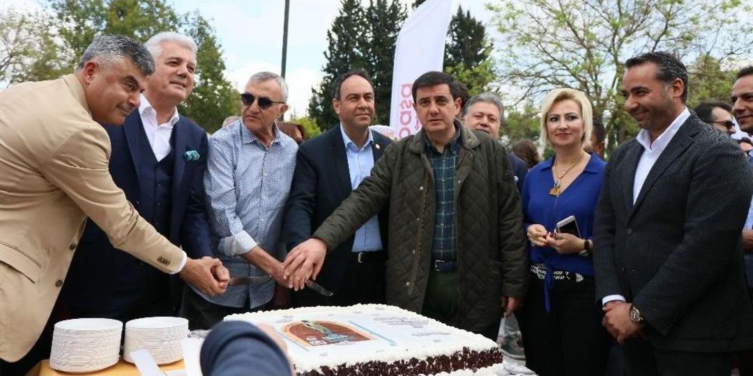 Adana&rsquo;da &lsquo;aşk Ve Sadakat&rsquo; K&ouml;pr&uuml;s&uuml; A&ccedil;ıldı
