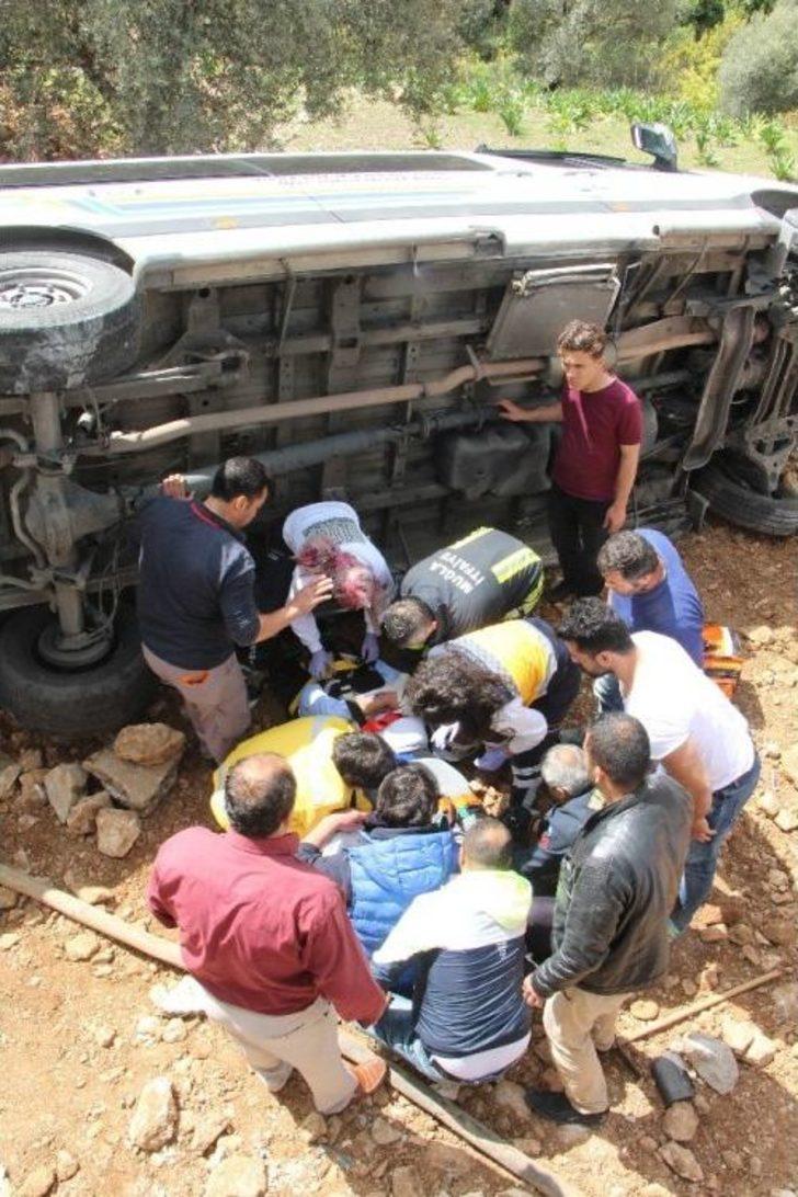 Yolcu Minibüsü Şarampole Uçtu G1