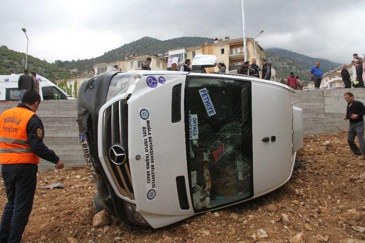 Yolcu Minibüsü Şarampole Uçtu G4