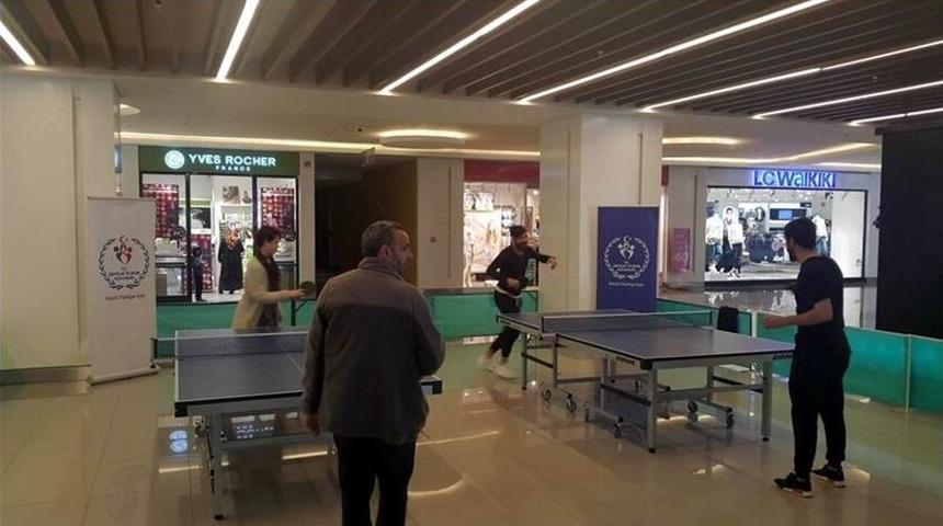 Erzincan&rsquo;da D&uuml;nya Masa Tenisi G&uuml;n&uuml; Etkinliği