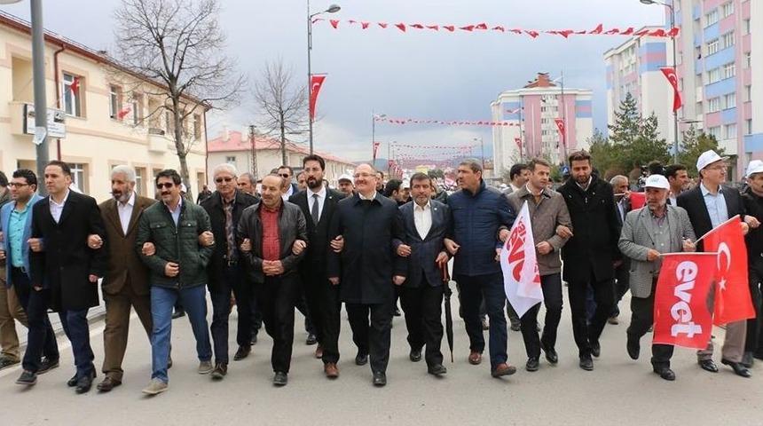 T&uuml;gva&rsquo;dan &rsquo;t&uuml;rkiye İ&ccedil;in Evet&rsquo; Y&uuml;r&uuml;y&uuml;ş&uuml;