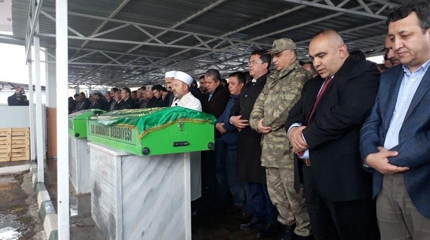 Osmaniye&rsquo;de Karbonmonoksit Gazından Zehirlenen İş&ccedil;iler Toprağa Verildi