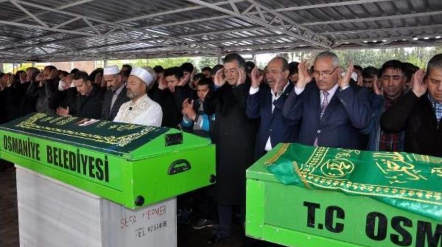 Fabrikada Gazdan Zehirlenen Iş&ccedil;iler Toprağa Verildi