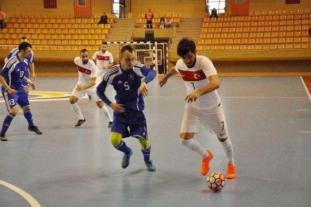 Futsal Milli Takımı, Slovakya’ya Yenildi