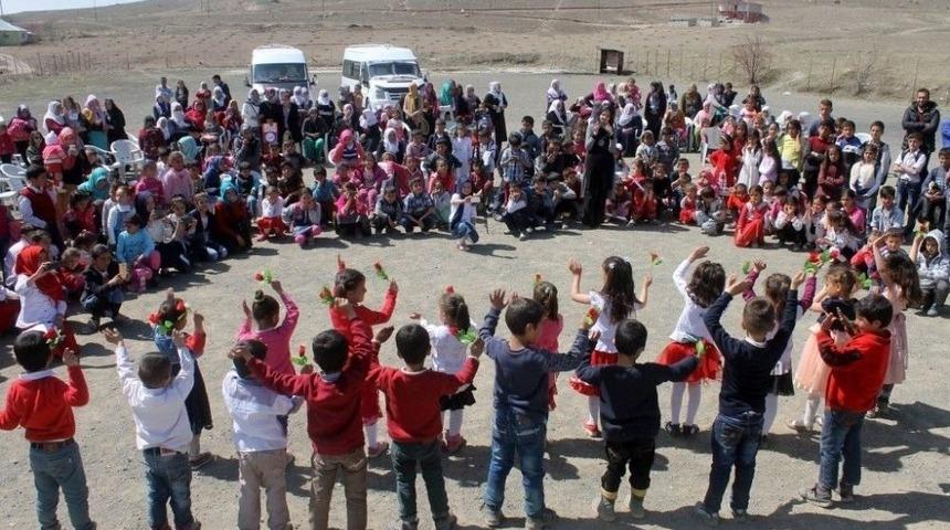 Van&rsquo;da &lsquo;kutlu Doğum&rsquo; Etkinlikleri