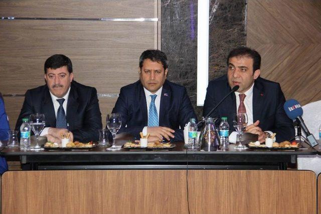 Ab Bakanı Yardımcısı Şahin, Stk&rsquo;larla Bir Araya Geldi 1