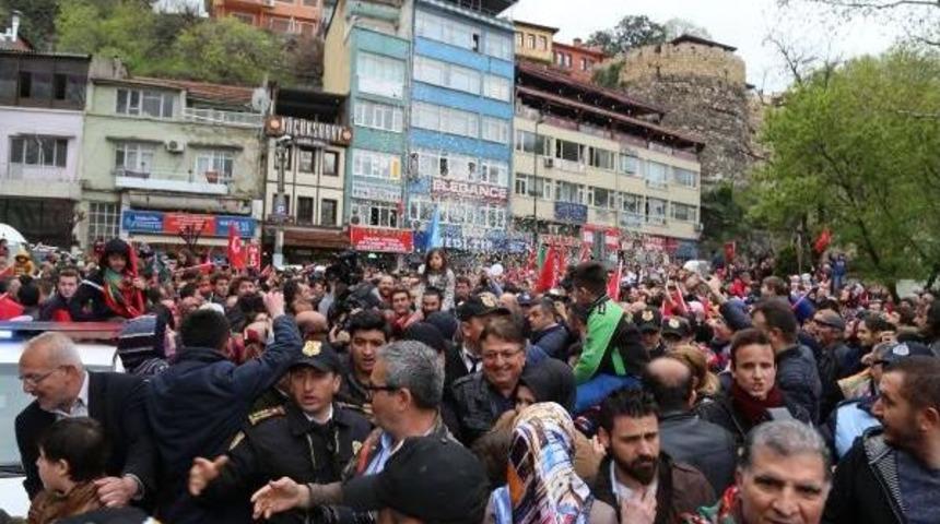 Bursa'da Fetih Şenliklerinde 'diriliş Ertuğrul' Izdihamı