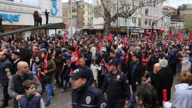 Bursa'da Fetih Şenliklerinde 'diriliş Ertuğrul' Izdihamı