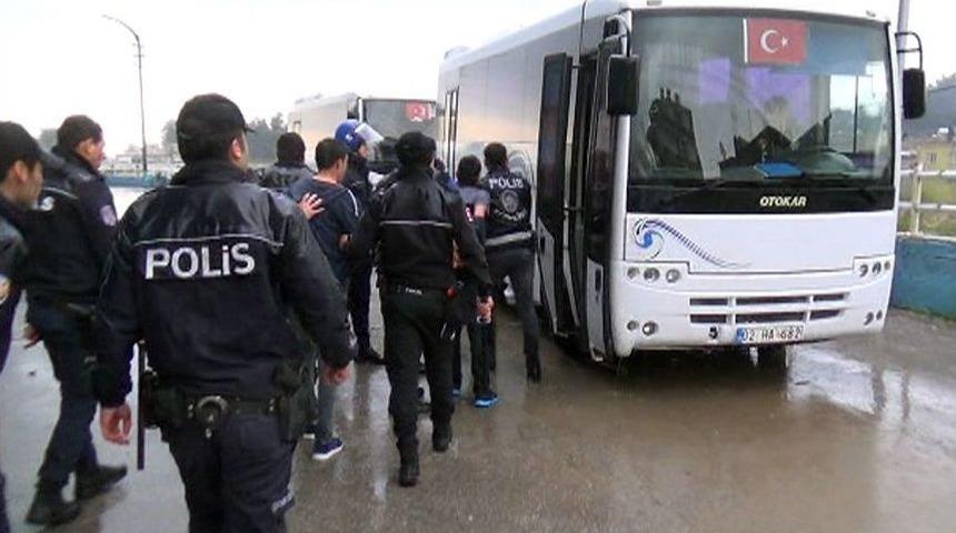 Amat&ouml;r Ma&ccedil;ta Kavga &Ccedil;ıktı