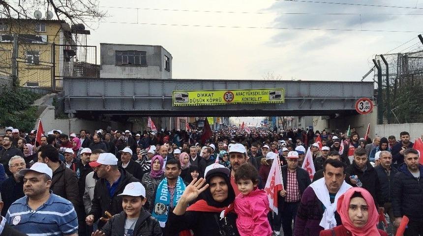 &rsquo;b&uuml;y&uuml;k İstanbul Mitingi&rsquo;nin Ardından Vatandaşlar Alandan Dağılmaya Başladı