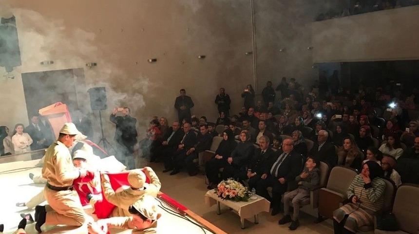 &Ccedil;ocuk Akademisinden &Ccedil;anakkale G&ouml;sterisi