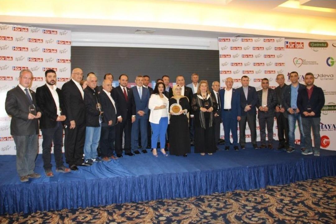 Manisa&rsquo;nın En Eski Gazetesi H&uuml;r Işık 45. Yılını Kutladı