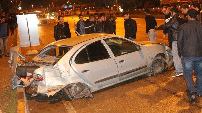 Elazığ&rsquo;da Trafik Kazası: 3 Yaralı