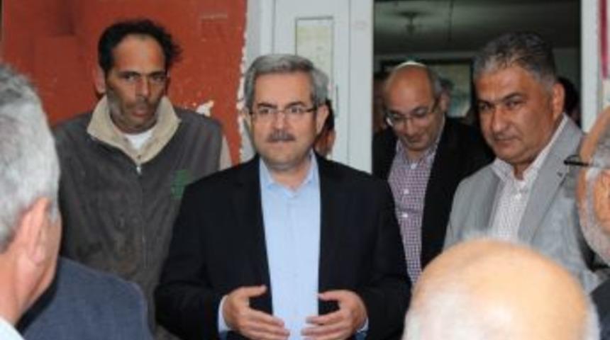 &Uuml;n&uuml;var, Sel Ve Doludan Zarar G&ouml;ren &Ccedil;ift&ccedil;ileri Ziyaret Etti