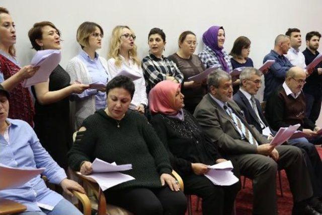 Bu Koro Kanserden Uzak Şarkılar S&ouml;yl&uuml;yor 3