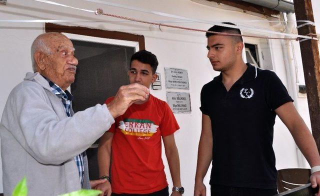 &Ouml;ğrencilerden Anlamlı Hareket 2