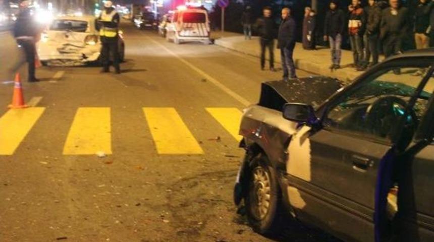 Tavşanlı'da Kaza: 10 Yaralı